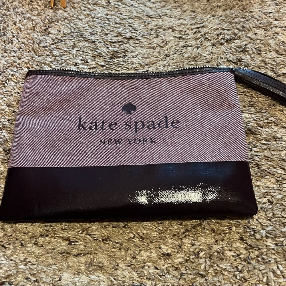 Kate Spade Pouch